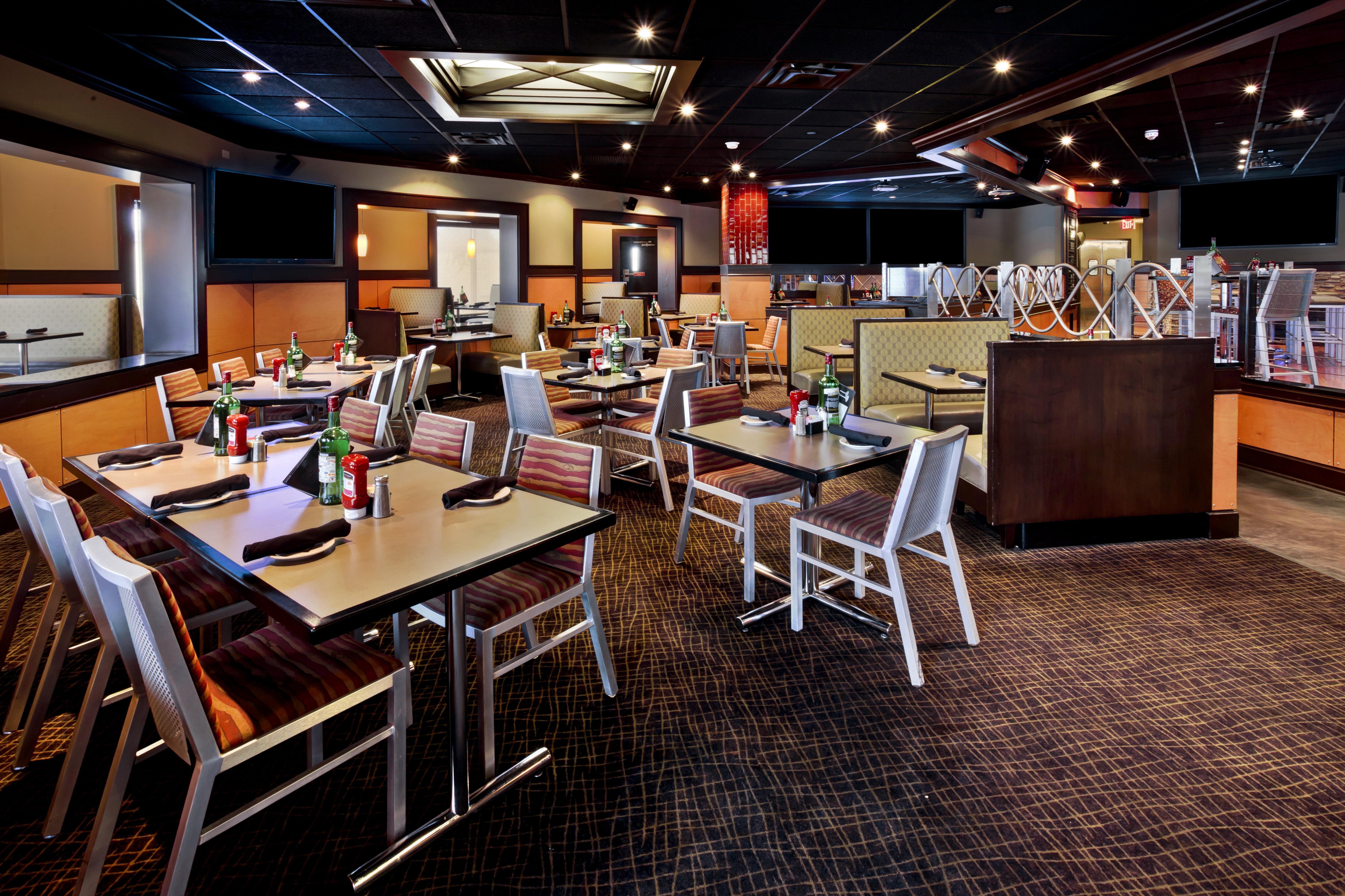 Holiday Inn Hotel & Suites Chicago Northwest - Elgin By Ihg Exterior foto