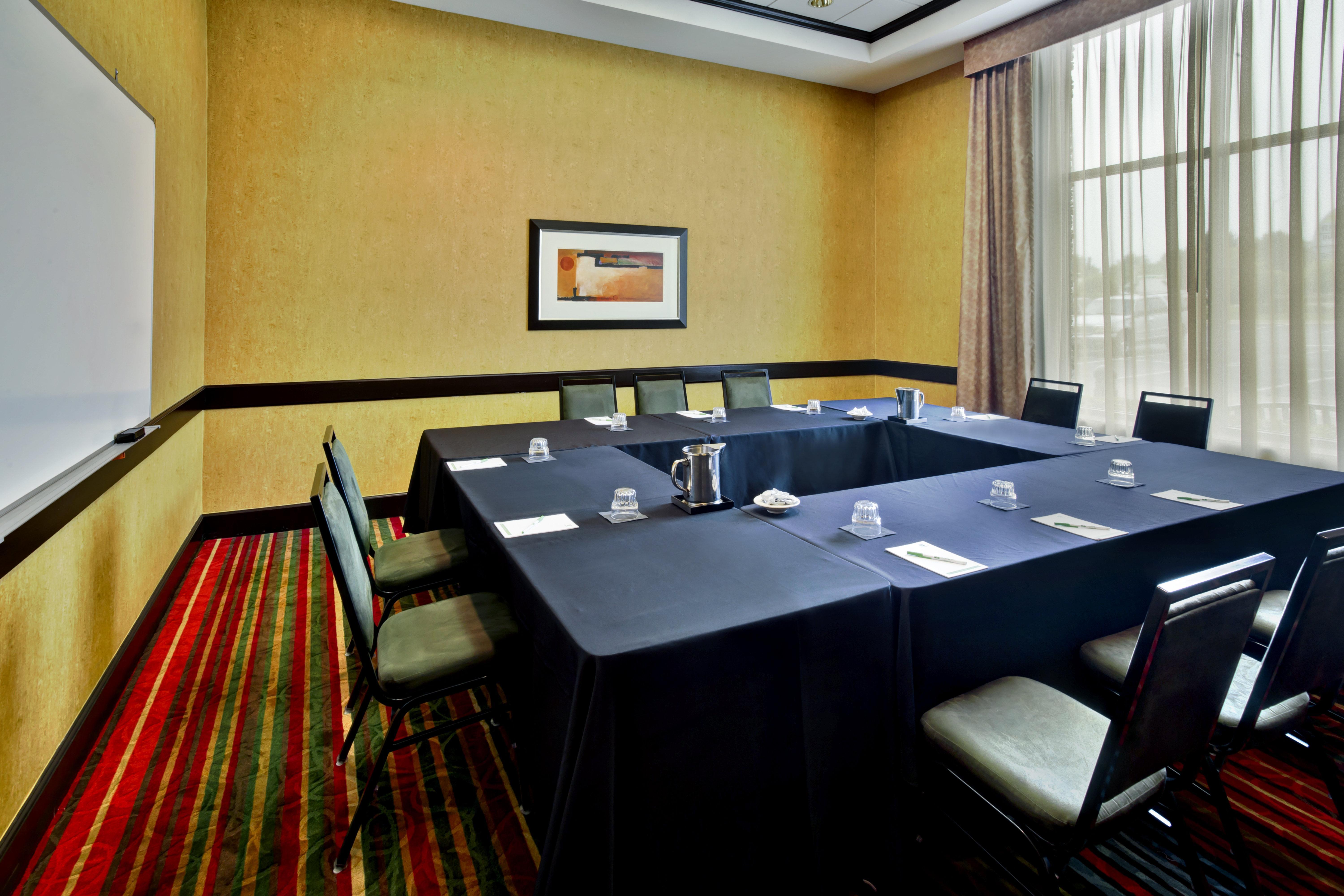 Holiday Inn Hotel & Suites Chicago Northwest - Elgin By Ihg Exterior foto