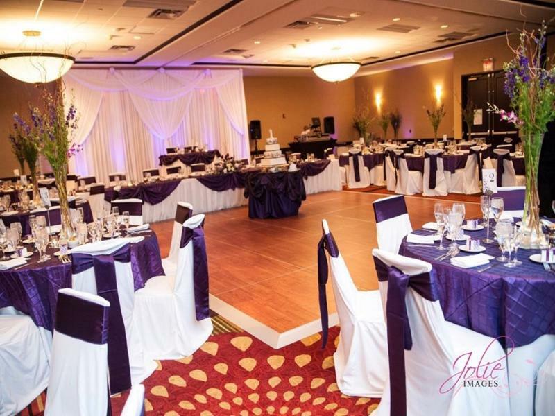 Holiday Inn Hotel & Suites Chicago Northwest - Elgin By Ihg Exterior foto